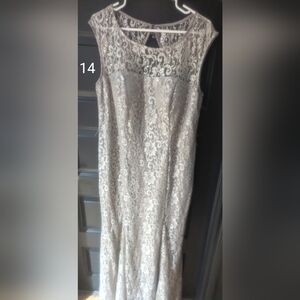 Siren lace dress size 14